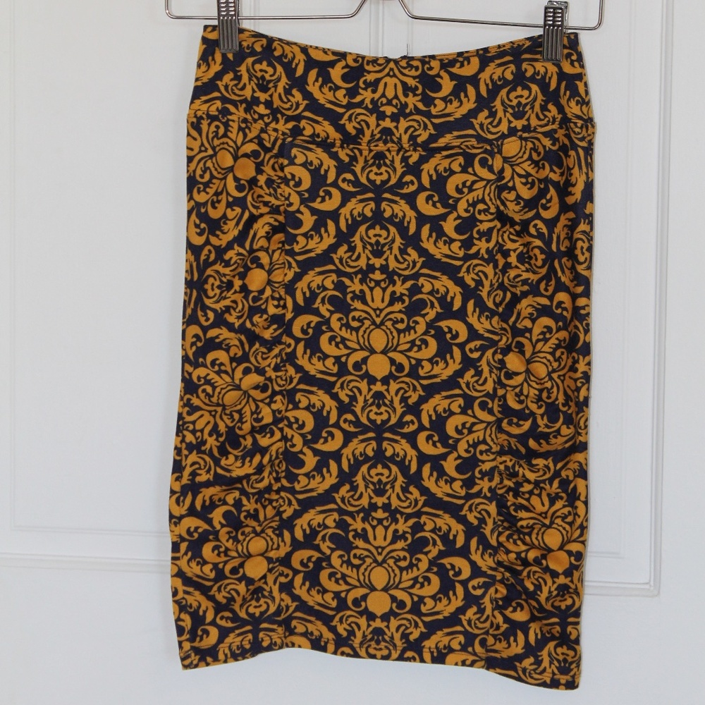 Xhilaration Baroque Print Mini Skirt